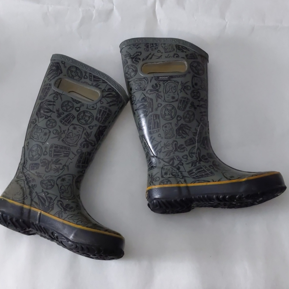 kids pirates bogs rain boots